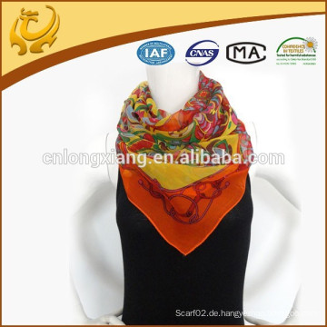 Klassischen und modischen muslimischen Schal 2014